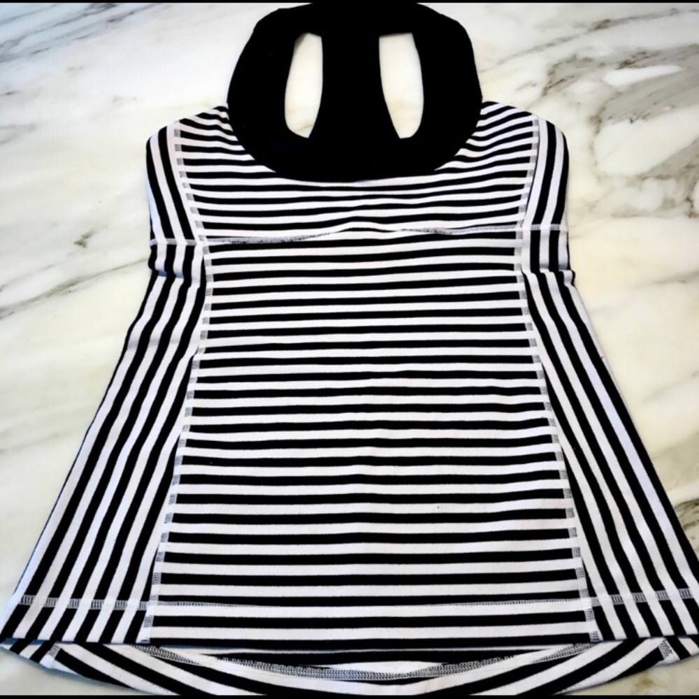 Lululemon top